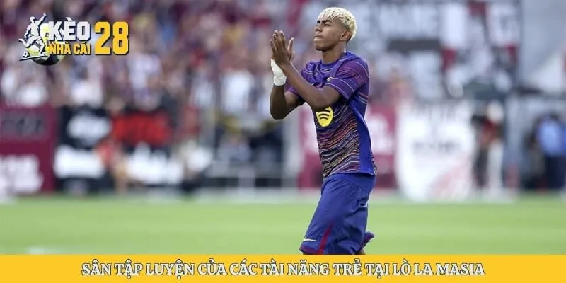 Sân tập luyện của các tài năng trẻ tại lò La Masia